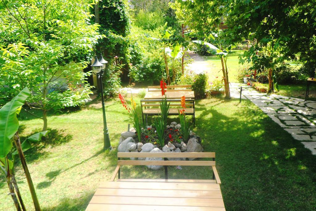 Arya Holiday Houses Чирали Екстериор снимка