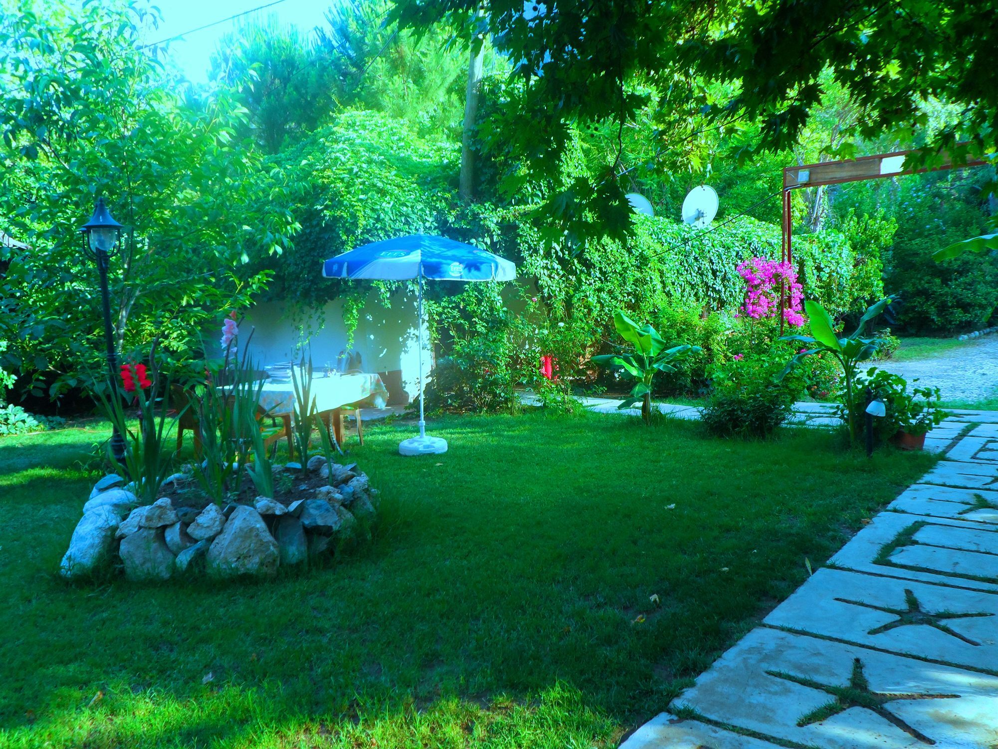 Arya Holiday Houses Чирали Екстериор снимка